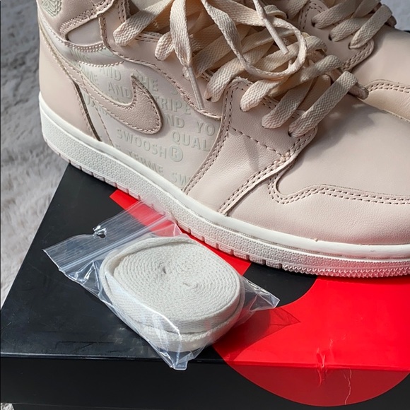 SOLD - Air Jordan 1 Retro High OG Deadstock - Picture 6 of 6